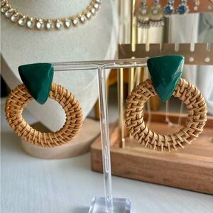 🌟BUY 1 GET 1 FREE🌟 PLUNDER Statement Studs